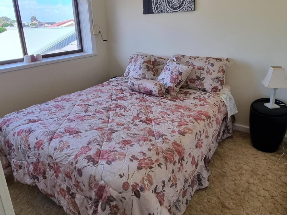 Spacious Holiday Home - Waikerie Экстерьер фото